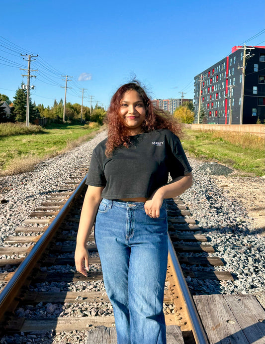 Simple Is The Best Cropped Tee